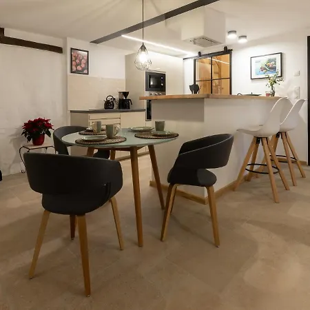 Holiday home Bellerose Maison De Greunebennet Plombieres