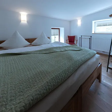 Holiday home Bellerose Maison De Greunebennet
